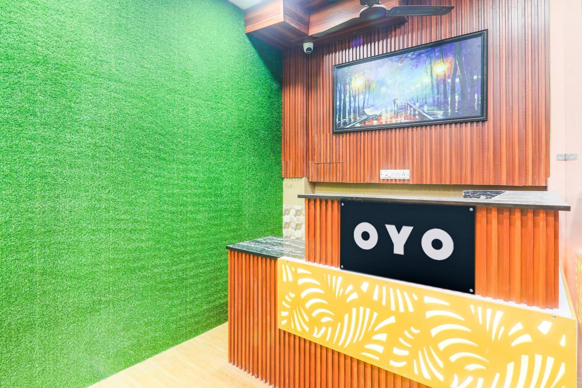 Hotel O V. K Palace Inn ラクナウ エクステリア 写真