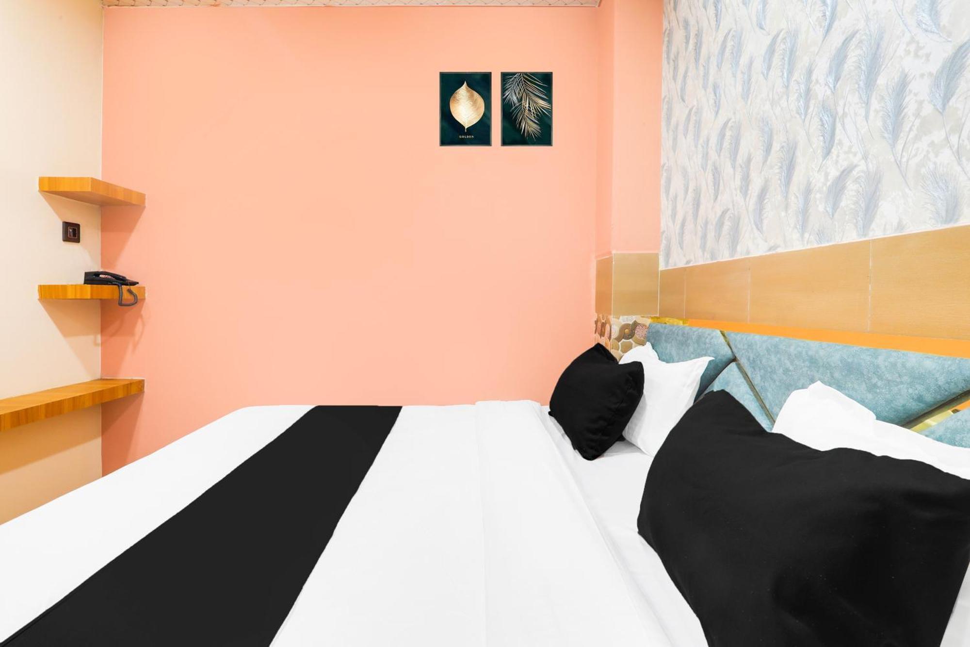 Hotel O V. K Palace Inn ラクナウ エクステリア 写真