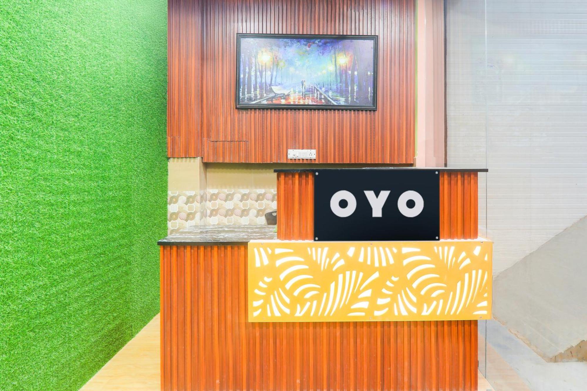 Hotel O V. K Palace Inn ラクナウ エクステリア 写真